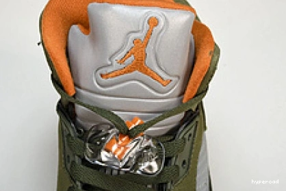 Hyperoad 5 “Olive” Jordan Air 1021